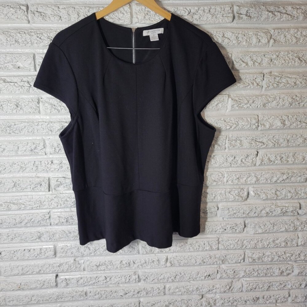 Liz Claiborne Women's 3X Plus Black Blouse Zip Front Cap Sleeve Stretch BLA145E